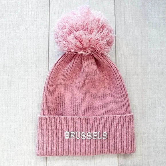 Pink Brussels knit toque hat - Picture 2 of 6